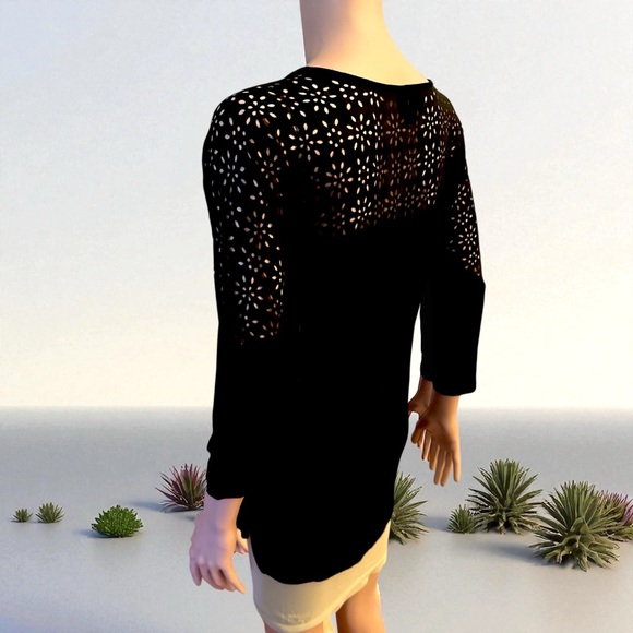 Mossimo Supply Company Women’s Laser Cut Black 3/4 Sleeve Top - Picture 6 of 12